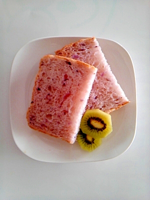 紫キャベツ食パン（ホームベーカリー使用）