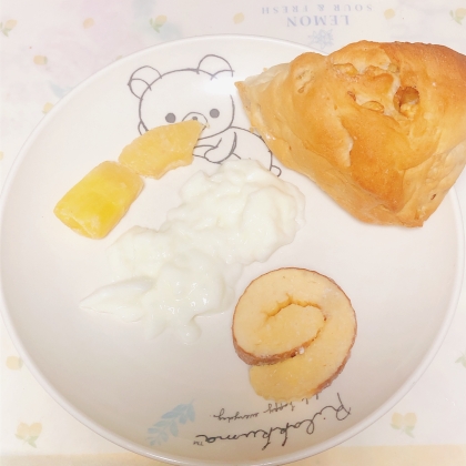 たまごパイナップル生姜ヨーグルト