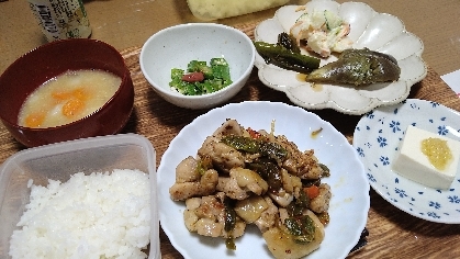 主人も喜ぶ！5分でできる！ししとうと鶏肉の甘辛炒め