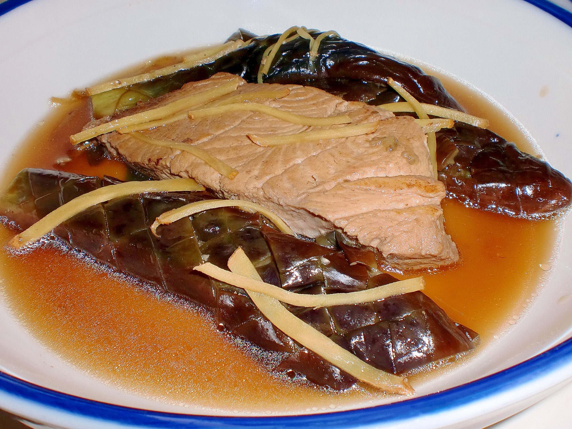 生モロサメ肉と茄子の煮浸し