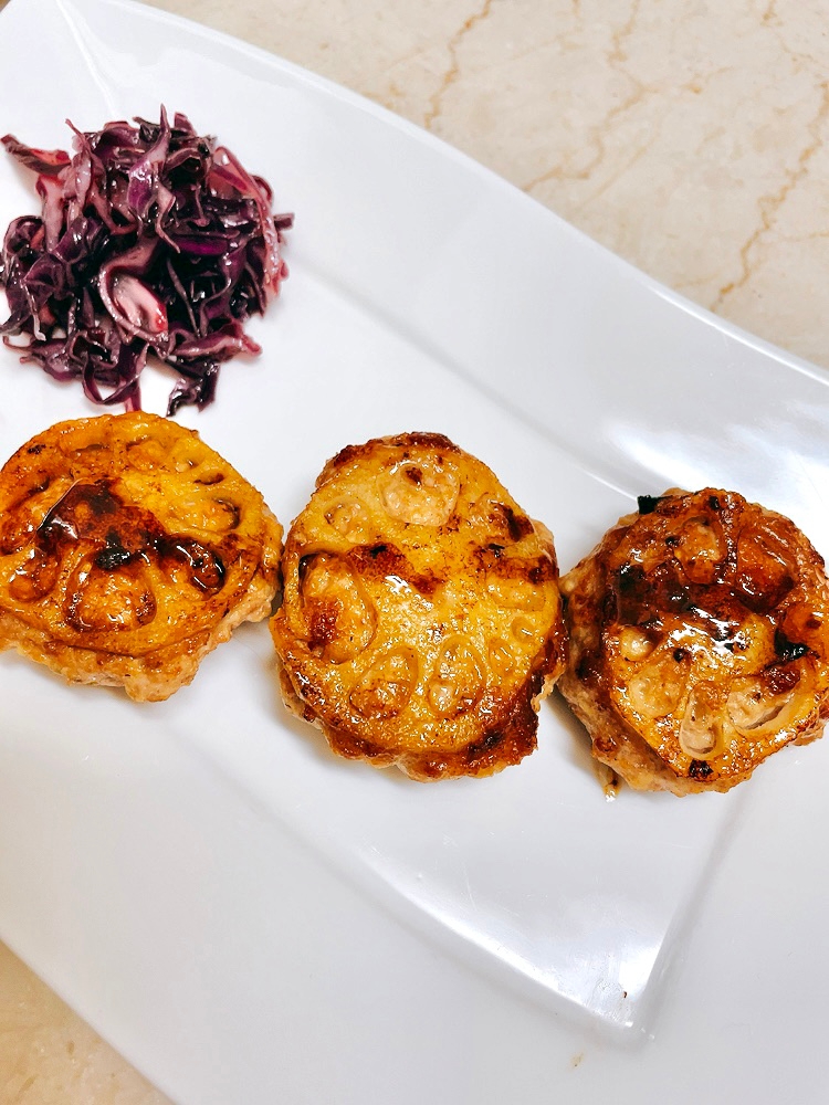 れんこん海老バーグ お弁当にもご飯にも合う レシピ 作り方 By さくすず 楽天レシピ れんこん海老バーグ お弁当にもご飯にも合う レシピ 作り方 By さくすず 楽天レシピ