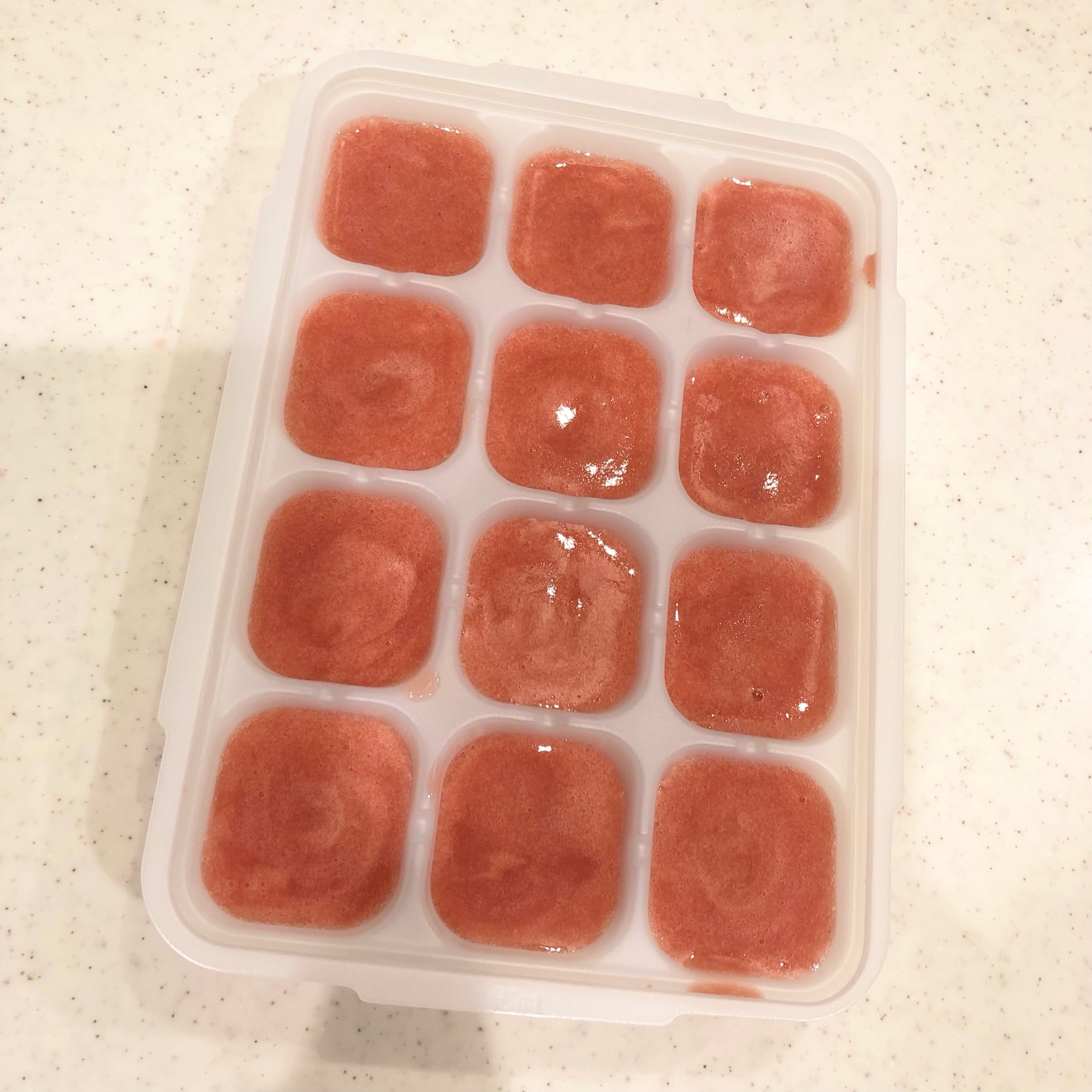 【離乳食初期】いちごペースト