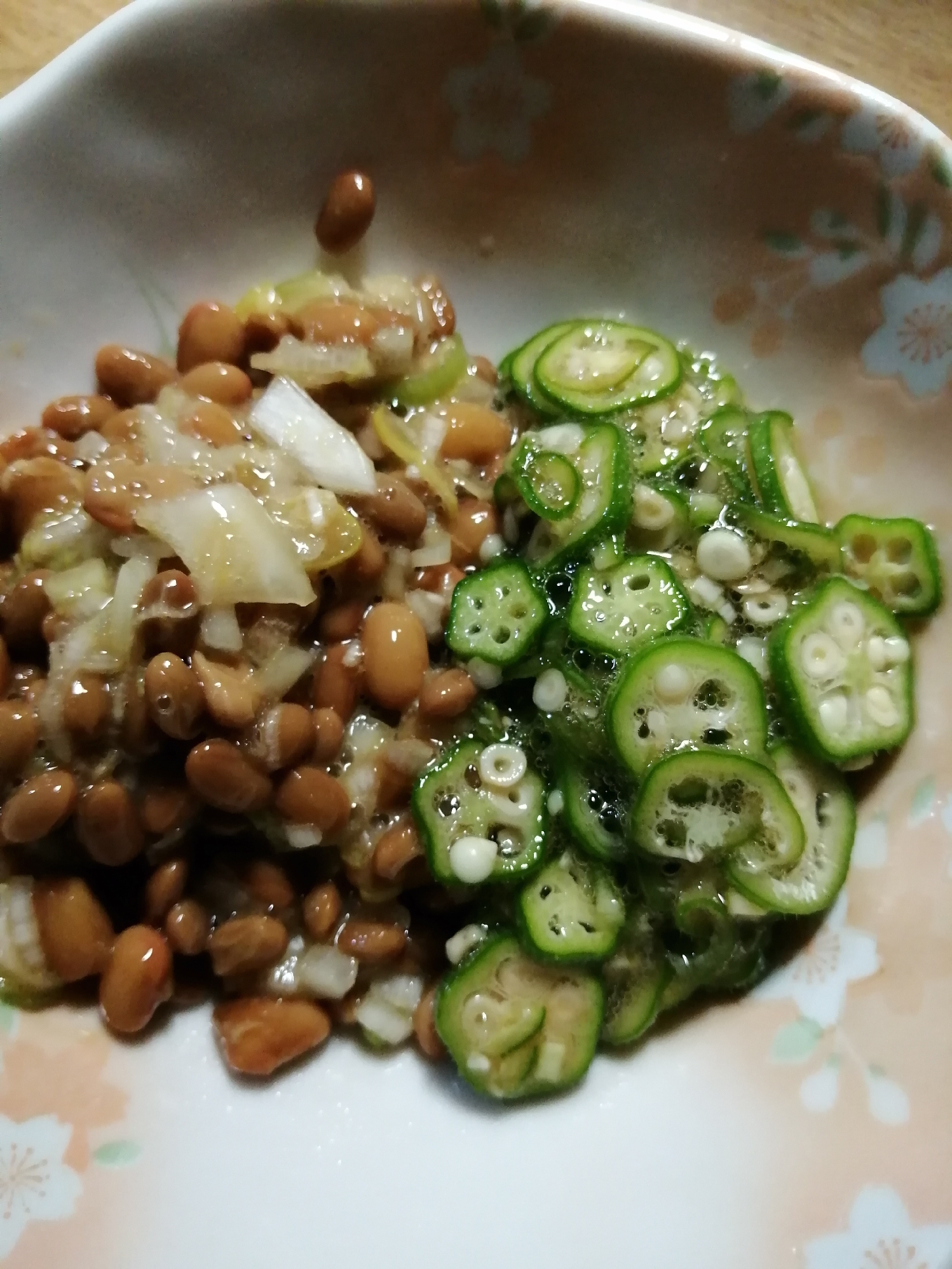 納豆とオクラと玉ねぎの和え物