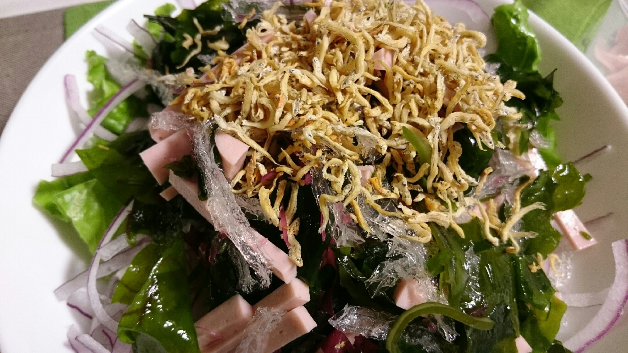カリカリしらすの海草サラダ