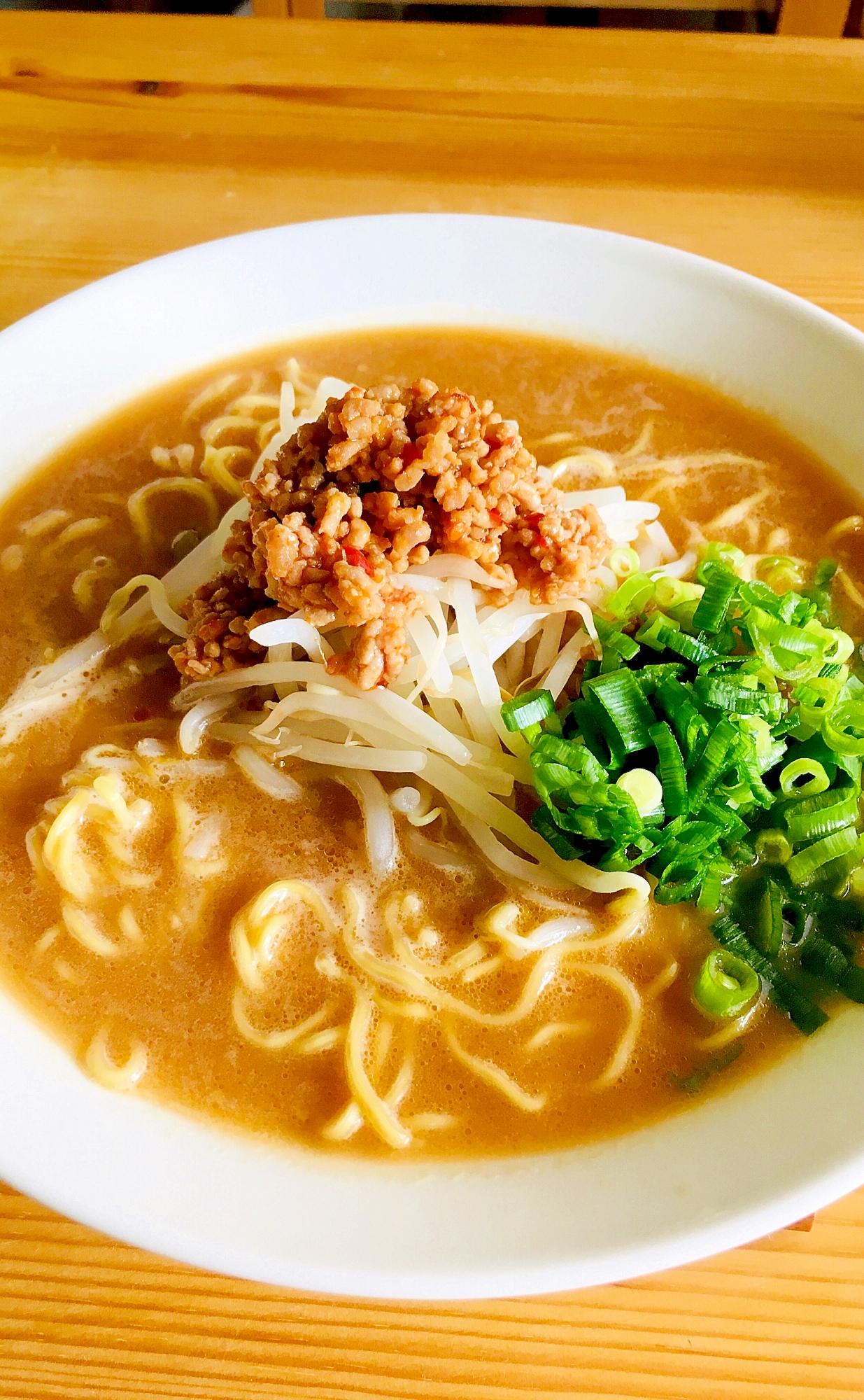 作り置きにも☆肉味噌たっぷり〜味噌ラーメン