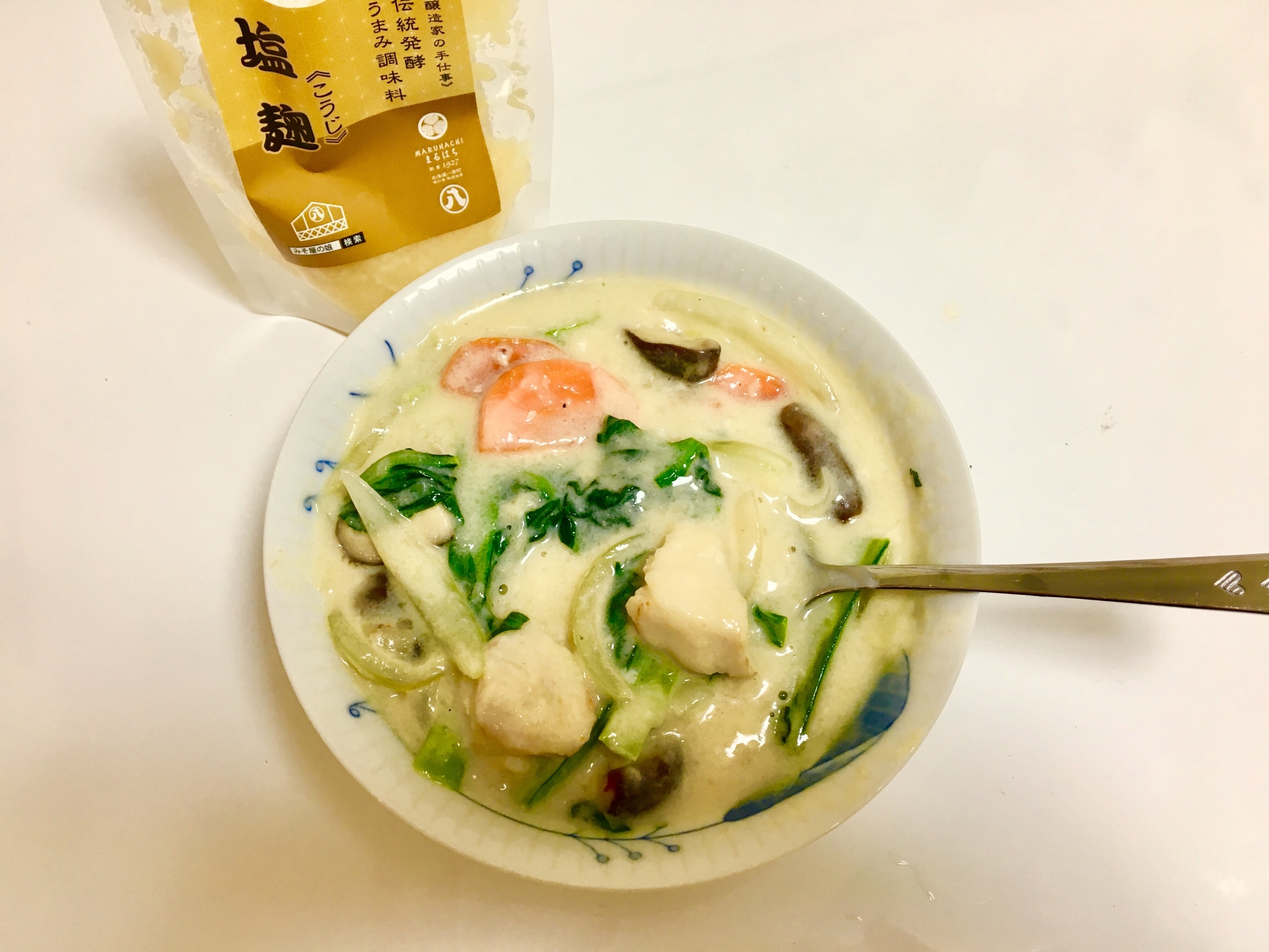 塩麹で鶏胸肉の和風クリームシチュー