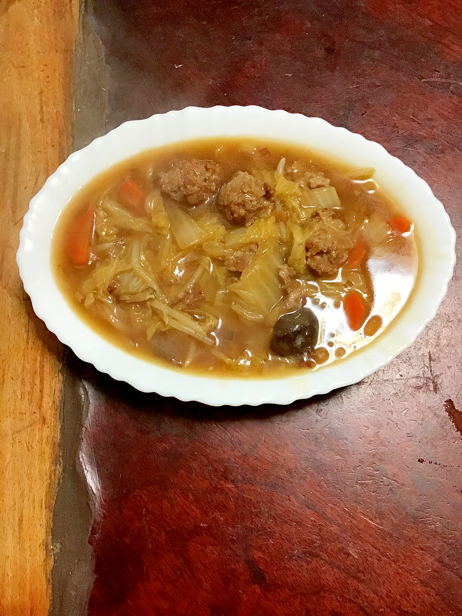 揚げ肉団子と白菜の麺つゆ煮。