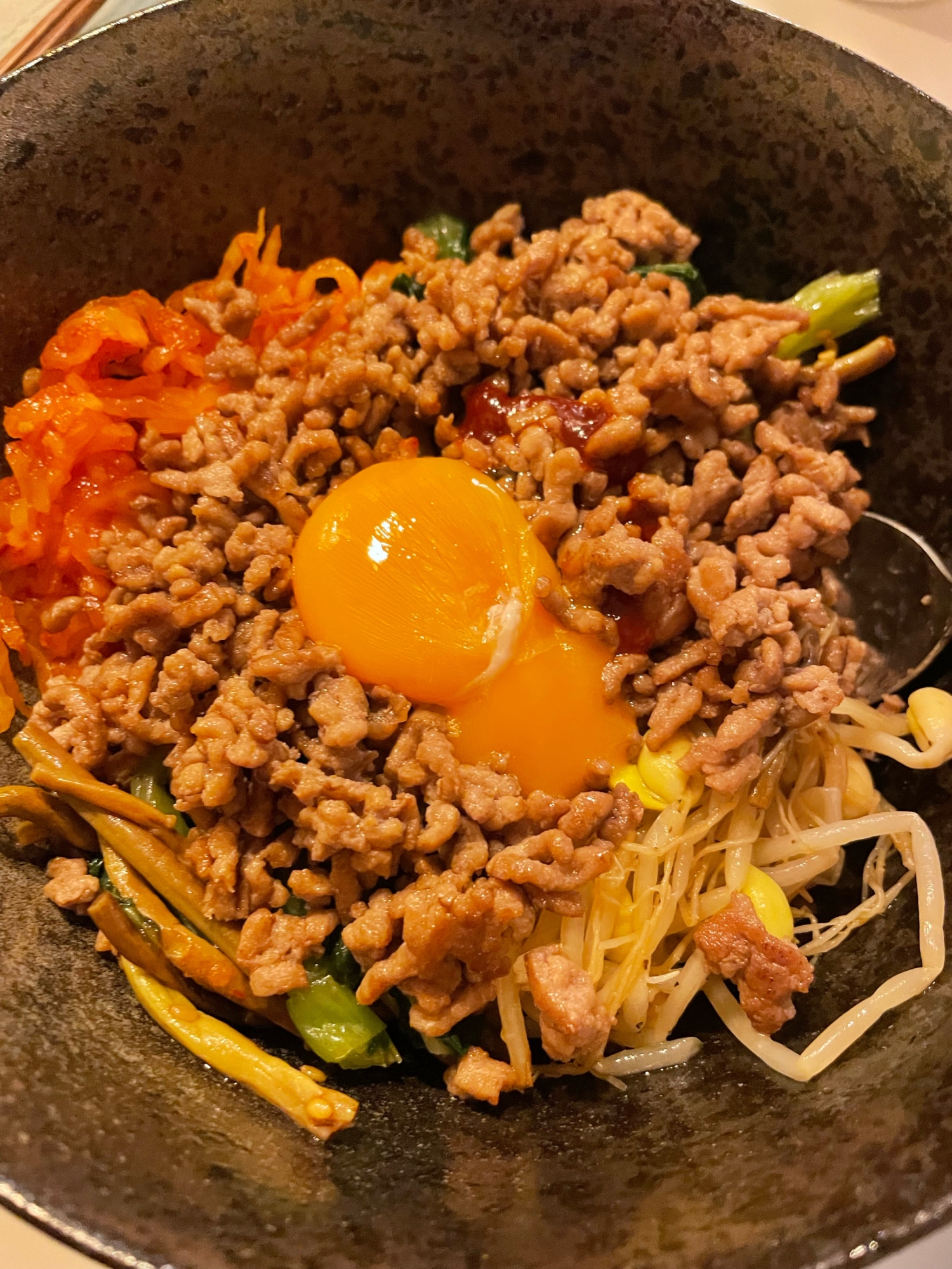 市販のナムルを使って簡単ビビンバ丼！