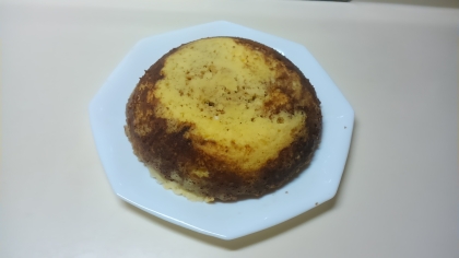 中身は、綺麗なマーブルになってましたぁ～♪(*´∀｀)本当に簡単に作れて、美味しかったぁ～(*^^*)♪色々とアレンジ出来そうなので挑戦しますっ♪ご馳走様ですっ