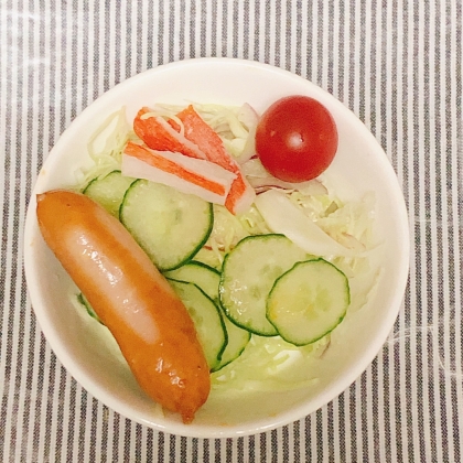 お月見だんごさん♪ソーセージサラダ٩（⚈̤‿⚈̤ ）۶♡食べ応えあってボリュームアップ です！3本乗せ♡♪たべたいなあ(๑ •ु﹃ •ु)​♡