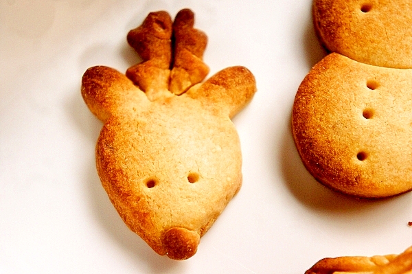 100円ショップのうさぎ型de簡単トナカイクッキー レシピ 作り方 By プッチン5903 楽天レシピ 100円ショップのうさぎ型de簡単トナカイクッキー レシピ 作り方 By プッチン5903 楽天レシピ