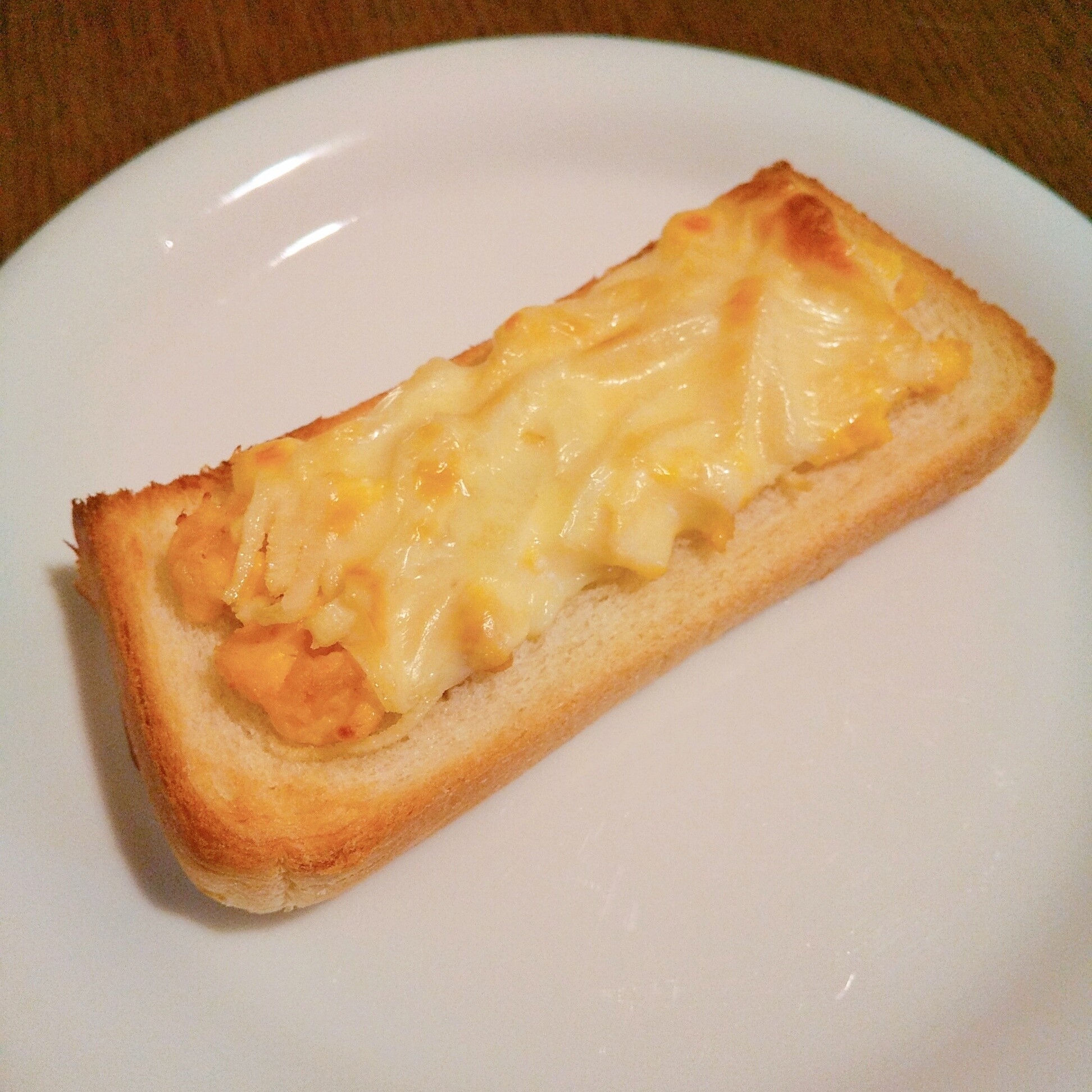 たけのこと卵のチーズトースト
