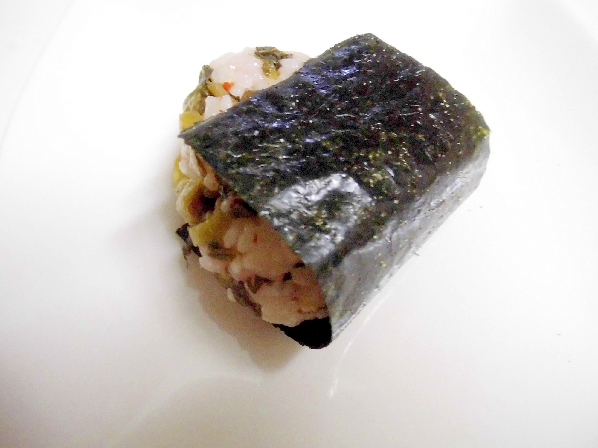 福岡県　辛子高菜とツナマヨおにぎり