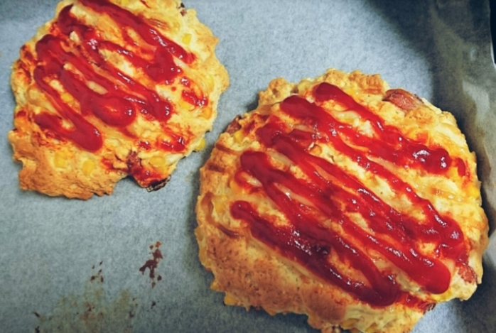 ホットケーキミックスで！ウィンナーコーンパン