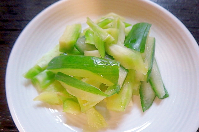 胡瓜とブロッコリーの芯の味噌漬け