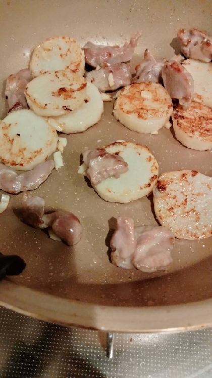 長芋と砂肝のガーリックバター焼