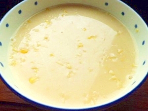 塩麹で　コーンスープ
