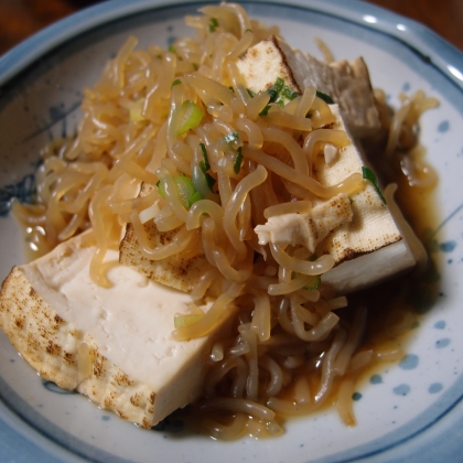 焼き豆腐と白滝の煮物
