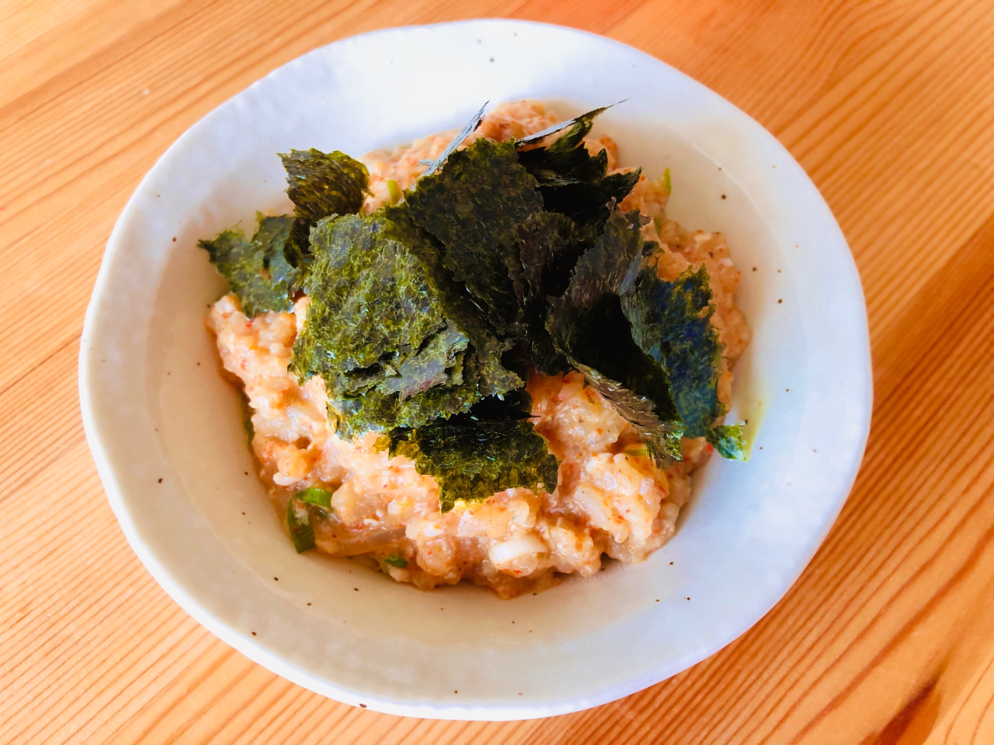 器に盛られたピリ辛味噌雑炊