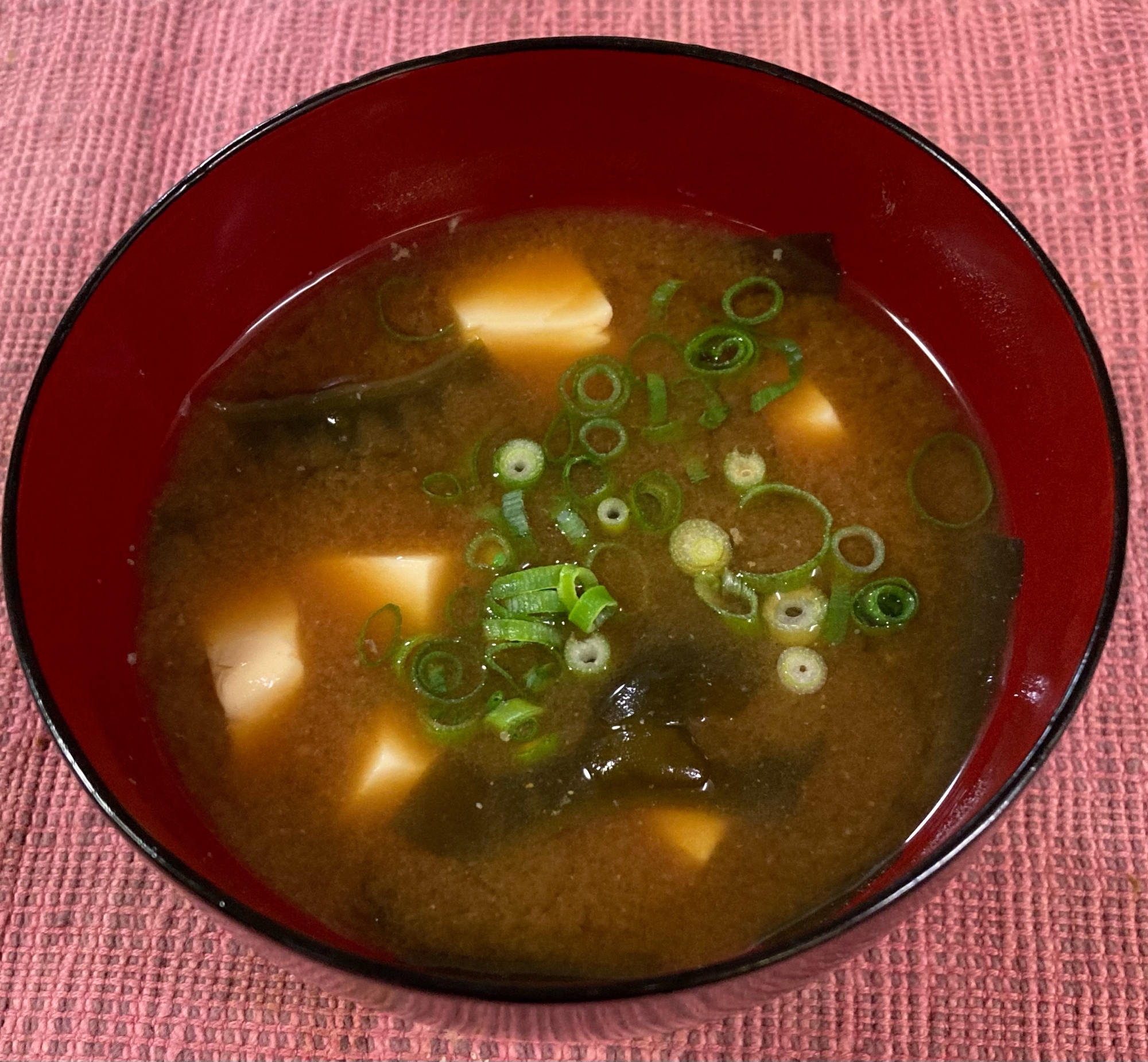 簡単！豆腐わかめの味噌汁