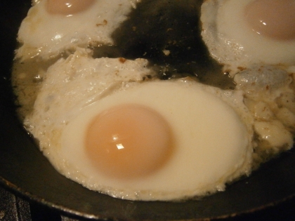 朝食に作りました。バジル無しです・・・。