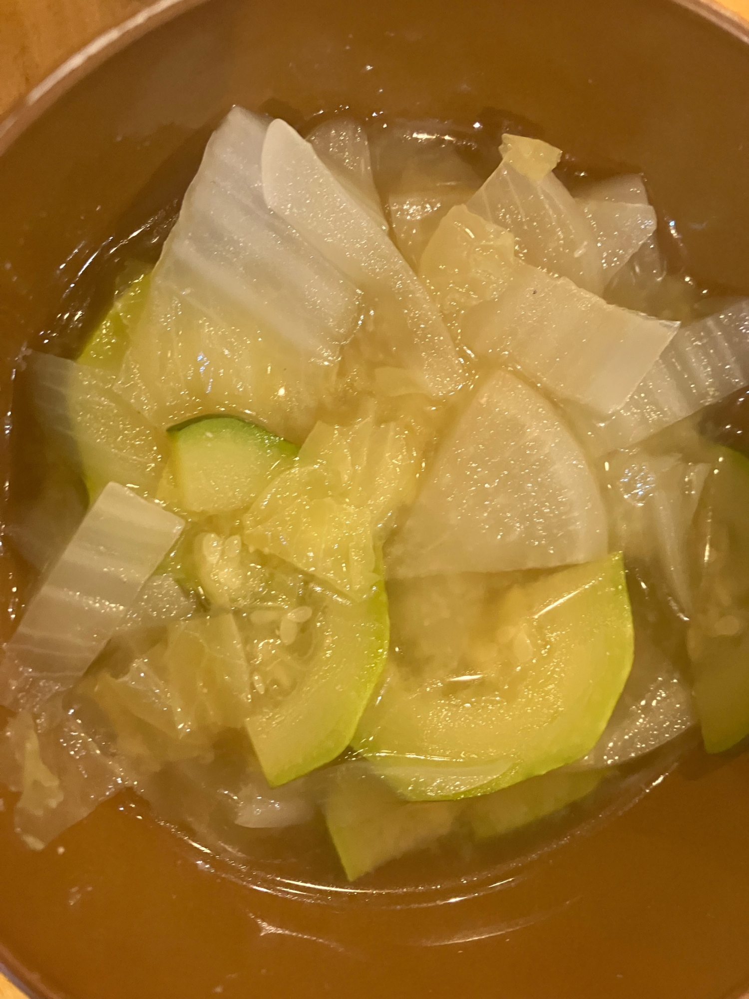 大根とズッキーニと白菜の味噌汁