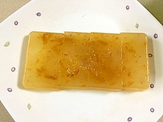 まるでのし梅　梅ジャムの寒天