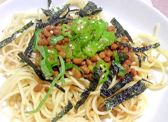 オクラと大葉を添えた納豆パスタ レシピ 作り方 By デラみーやん 楽天レシピ