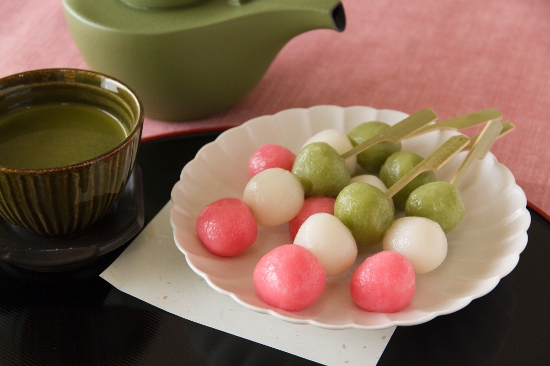 お花見団子 Hanami Dango