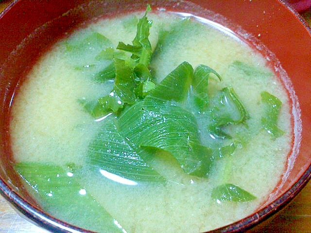 ネギの青い部分と大根の葉の味噌汁 レシピ 作り方 By イ シュリー 楽天レシピ