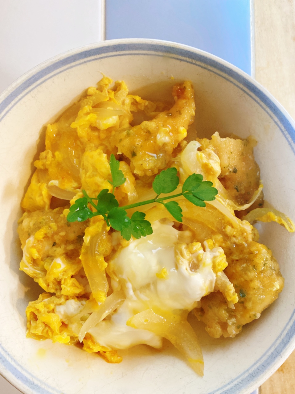 朝ごはんに簡単親子丼