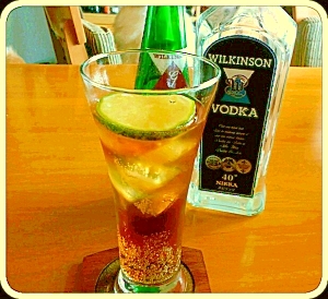 ウォッカをジンジャーエールで モスコー ミュール レシピ 作り方 By 麻呂0461 楽天レシピ ウォッカをジンジャーエールで モスコー ミュール レシピ 作り方 By 麻呂0461 楽天レシピ