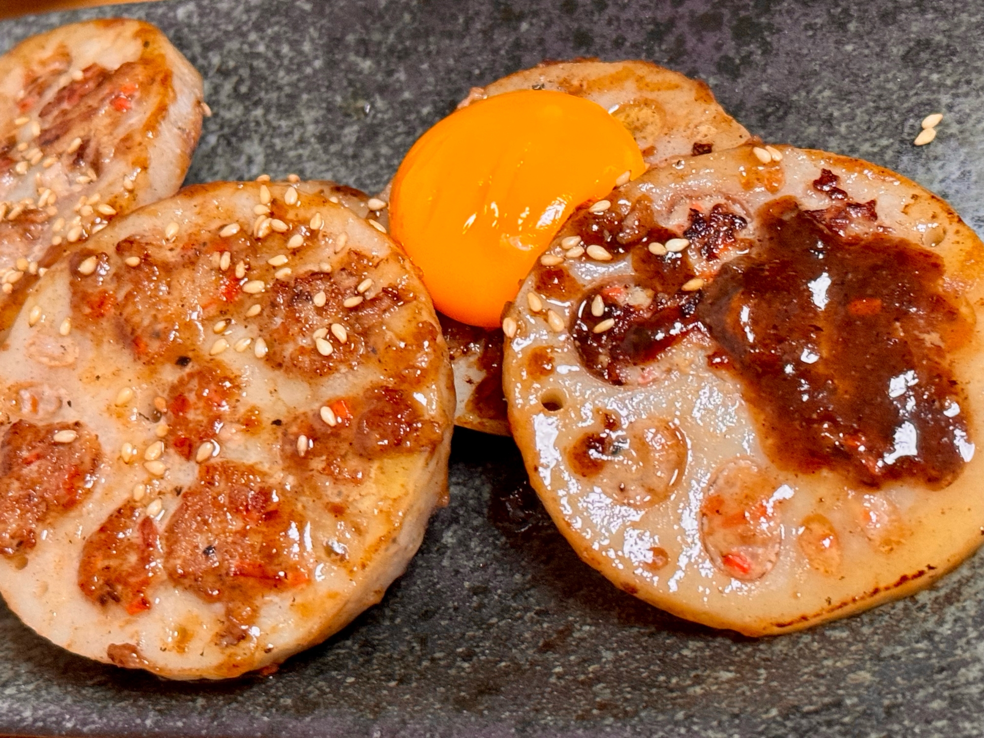 シャキシャキれんこんの肉詰め