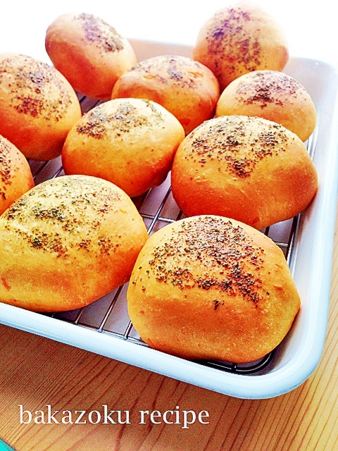 HB★ハーブトマトパン