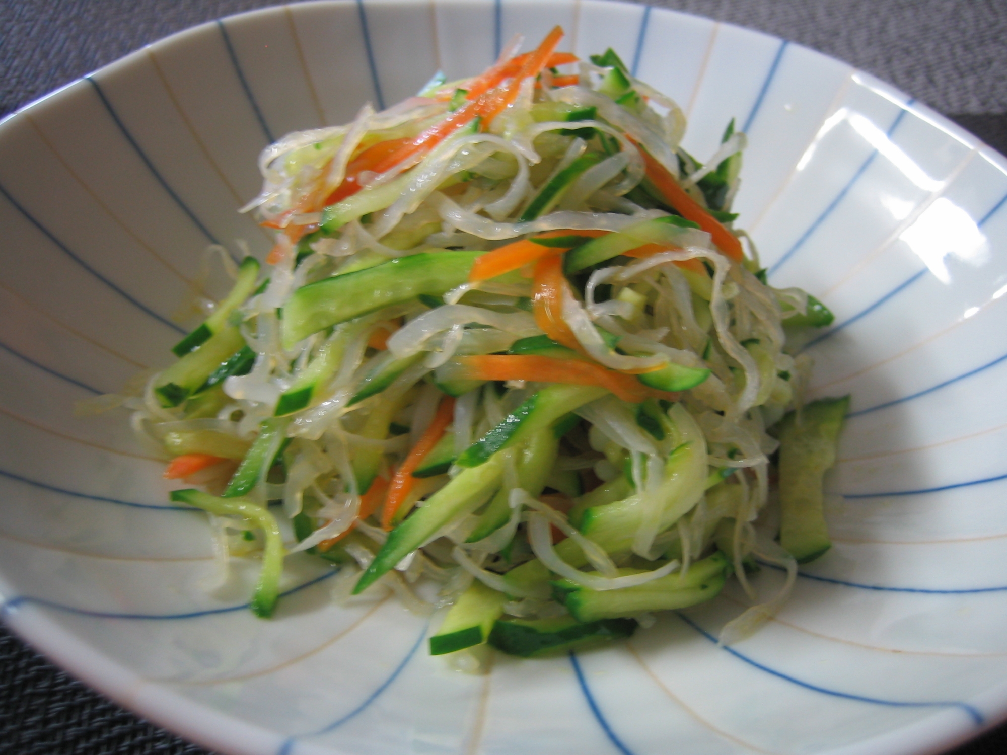 冷凍糸こんにゃくのサラダ ~我が家のレシピ~