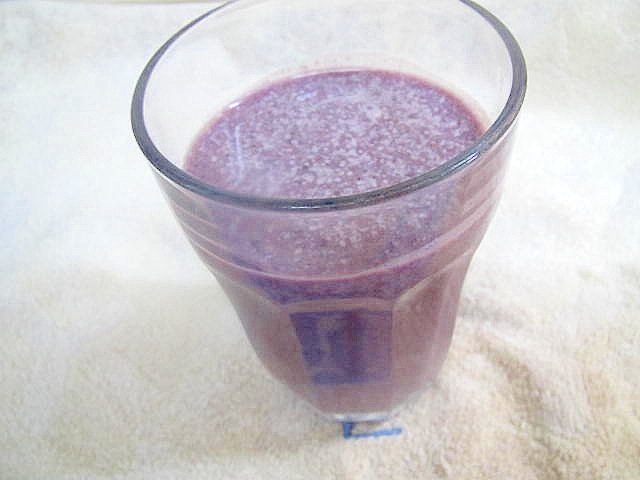 紫芋と黒豆のジュース