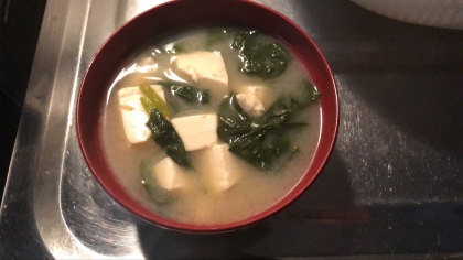 定番⭐豆腐とほうれん草のお味噌汁