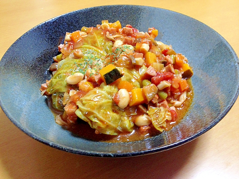 ロールキャベツの野菜スープ煮込み(^○^)