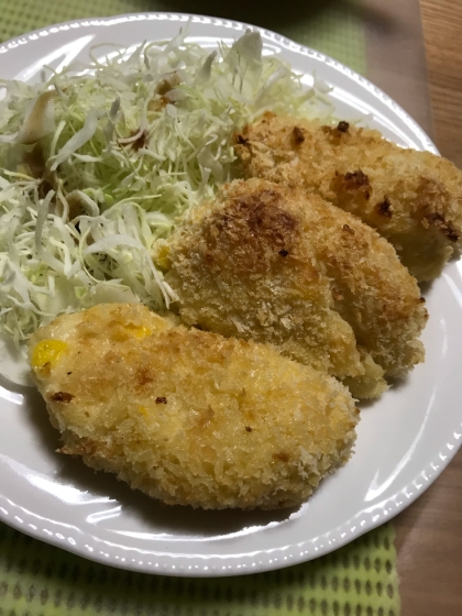 油で揚げずにトースターで焼きました。
6歳息子が美味しい美味しいと喜んで食べてました(^-^)