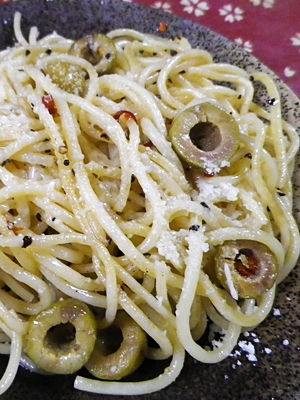 グリーンオリーブシンプルパスタ レシピ 作り方 By Bapaksan 楽天レシピ グリーンオリーブシンプルパスタ レシピ 作り方 By Bapaksan 楽天レシピ