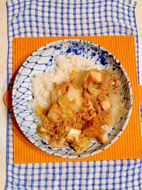 白菜と鶏挽肉のあんかけ丼♪