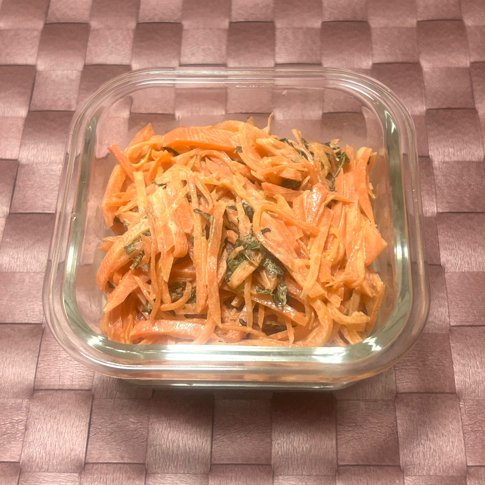 【電子レンジで】にんじんと大葉のマヨネーズ和え