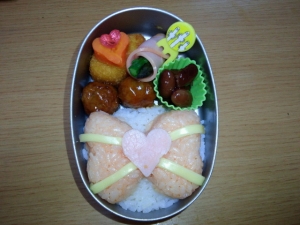年長さんのデコ弁当 ハートのリボンべんとう レシピ 作り方 By Annica 楽天レシピ 年長さんのデコ弁当 ハートのリボンべんとう レシピ 作り方 By Annica 楽天レシピ