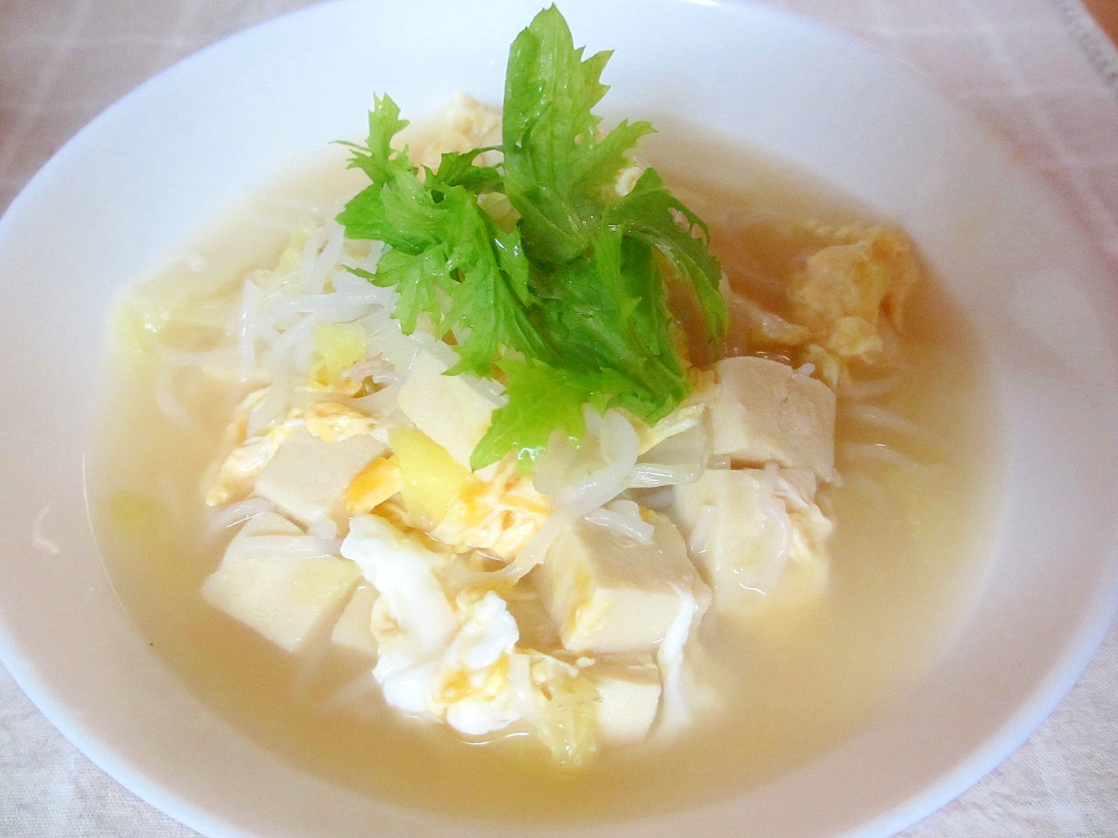 白滝と高野豆腐の卵スープ