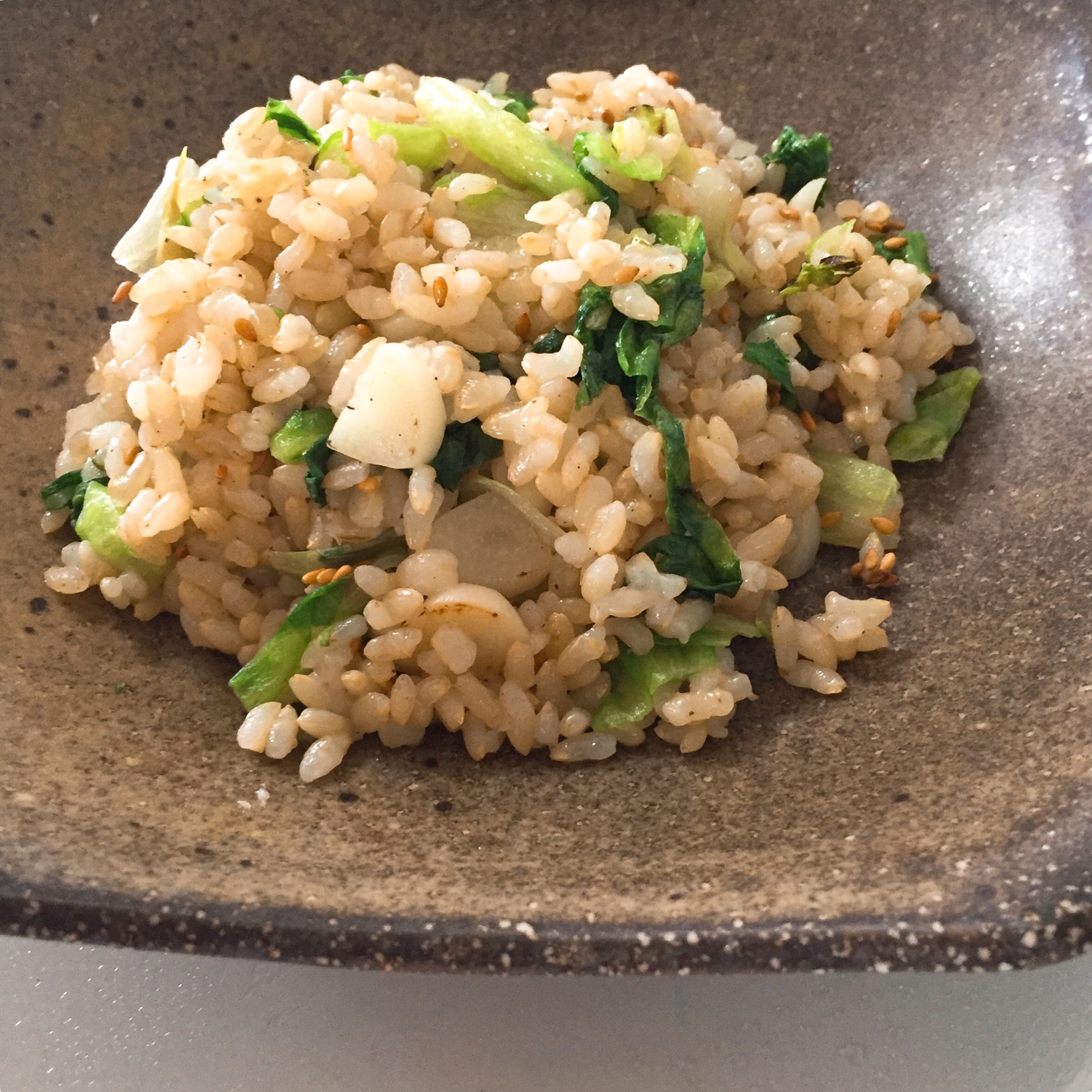 玄米で♬ ニンニクと青梗菜のチャーハン