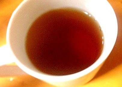 い・ろ・は・す 天然水でアップルフレーバー紅茶
