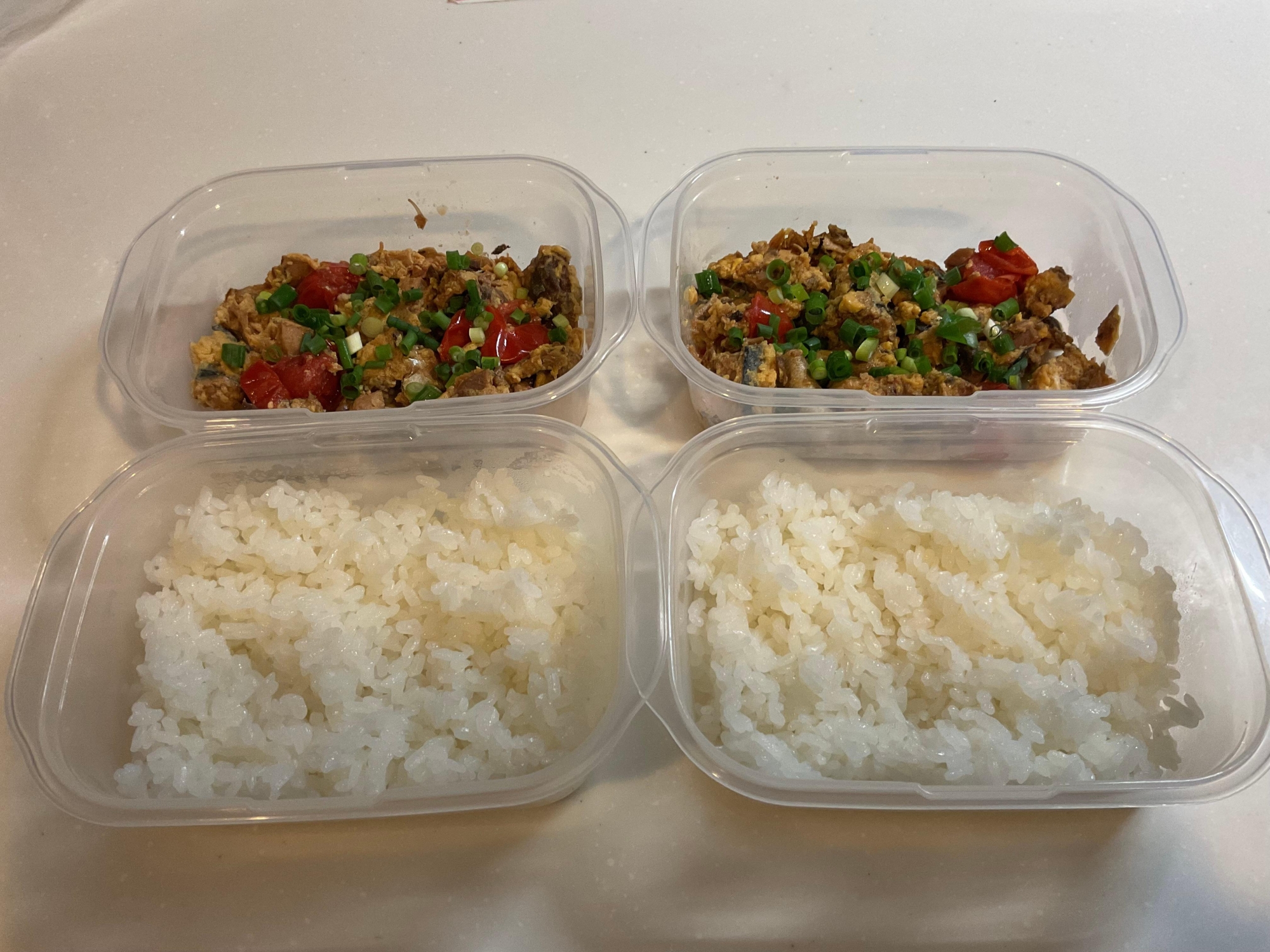 ミニトマトとサバ缶の卵とじ弁当