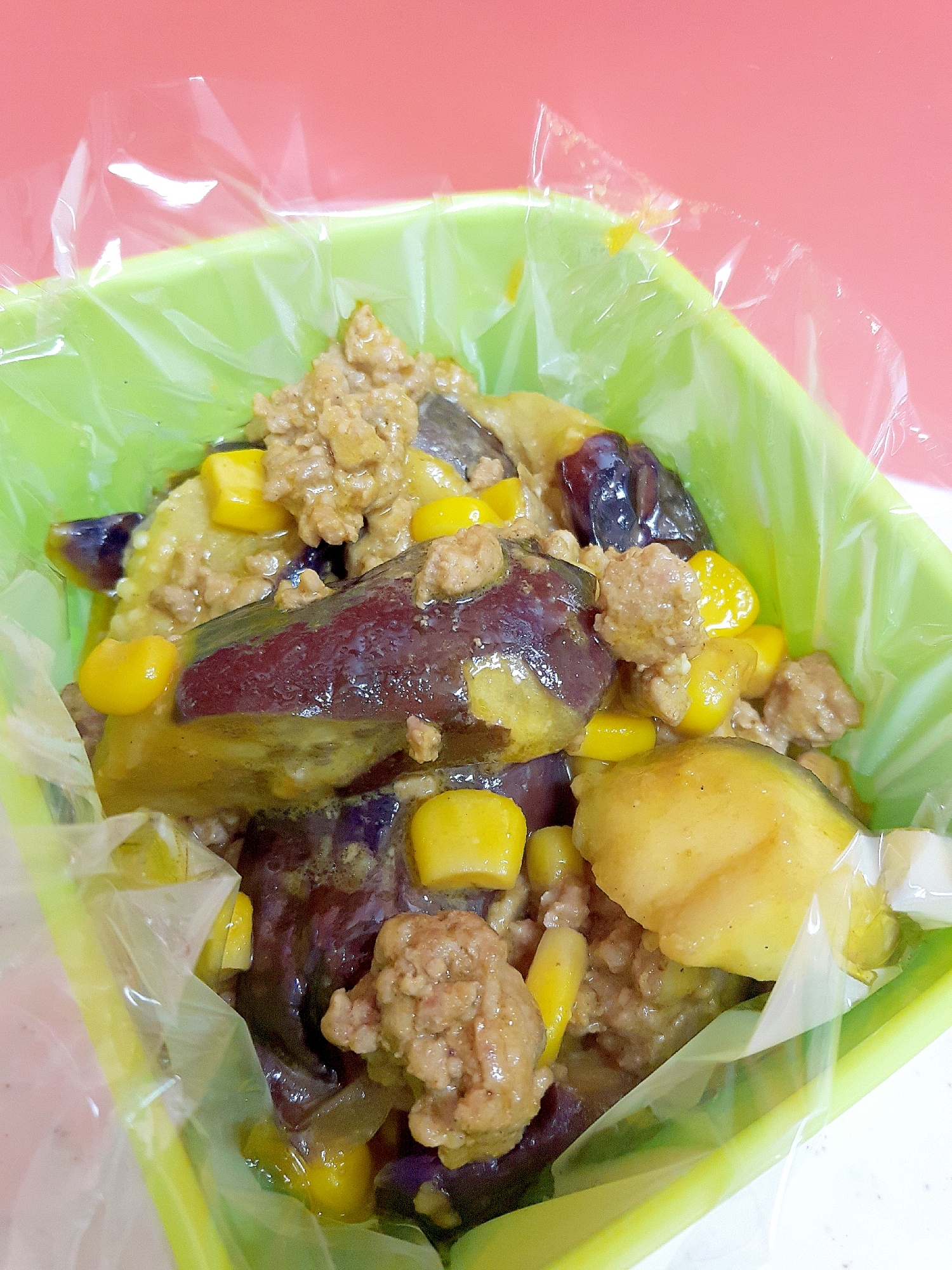 子供が喜ぶ ナス 豚ひき肉 コーンカレーマヨ炒め レシピ 作り方 By Acchan66 楽天レシピ