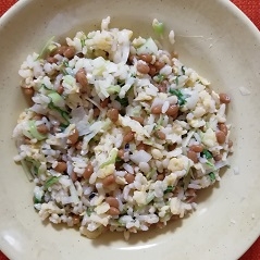 水菜と納豆の卵チャーハン