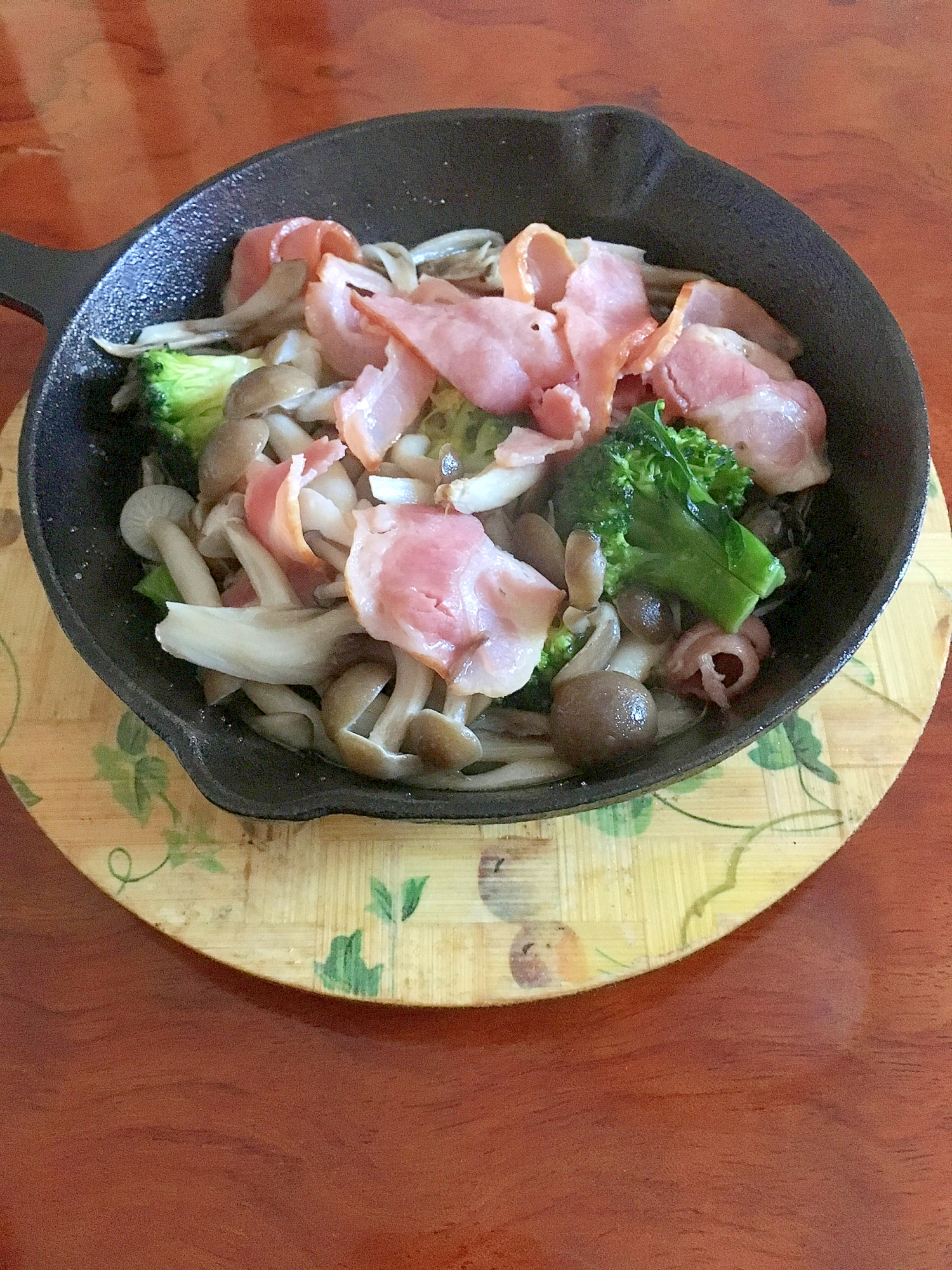 スキレットキャンプ飯　～ゆるキャンおすすめ編～